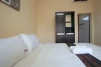 ホテル Reddoorz @ Puri Gerenceng Tuban クタ 3*,  インドネシア