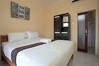ホテル Reddoorz @ Puri Gerenceng Tuban クタ インドネシア